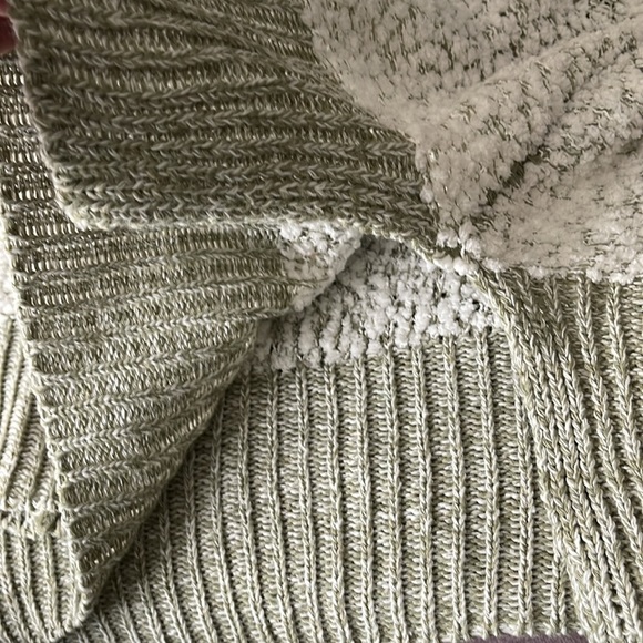 Nellie Mae Boutique Brand Hoodie Sweater Size Small - Picture 5 of 7